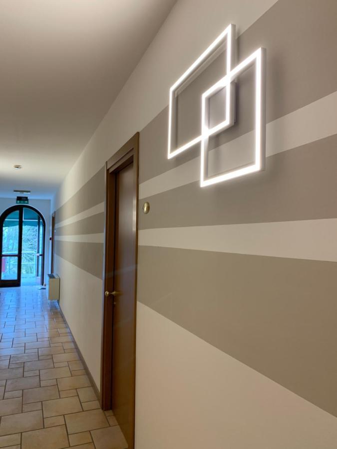 Hotel Lory Ficarolo Екстериор снимка
