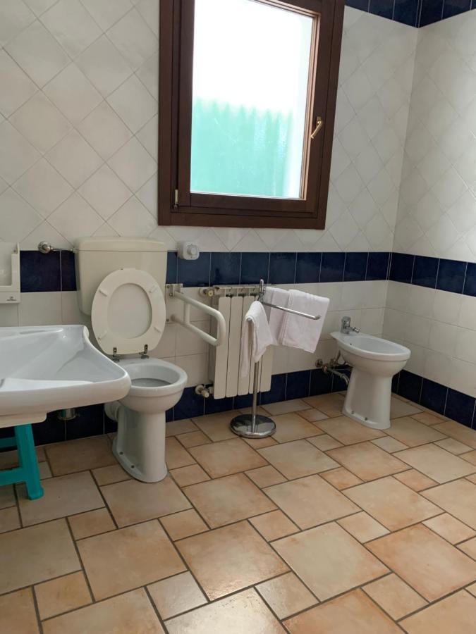 Hotel Lory Ficarolo Екстериор снимка